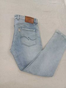 Light Wash Denim Jeans