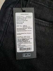 Vero Moda Ripped Jeans