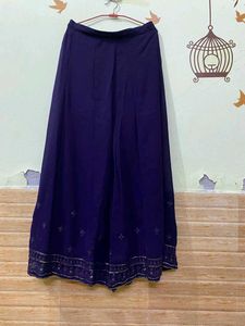 Nayra Cut Branded Suit set