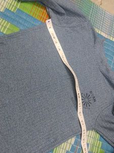 Sweatshirts and sweater combo