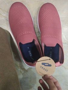 Trase Pink Slip-On Sneakers
