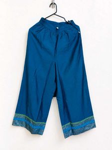 Avaasa Vibrant Kurta Set with Blue Bottoms