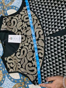 New With Tag Multicolour Xl Kurti Without Sleeves