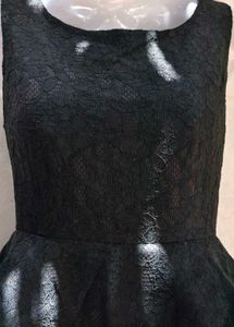 5J6. Chic Black &amp; Peach Peplum Dress