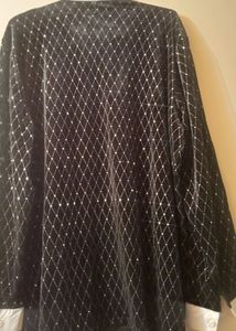 Designer Top Black And White Collar