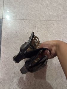 Heels ( Read Description Before Droping Offer)