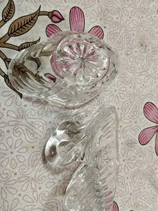 Swan Glass Box