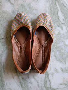 Embellished Jutti Flats