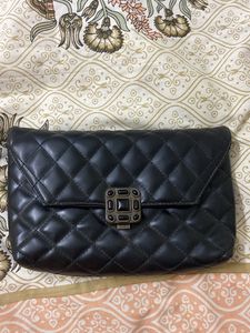 Cushion Style Clutch
