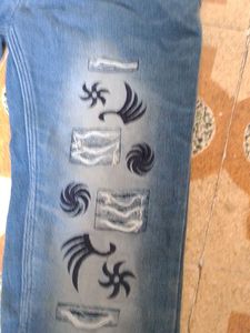 Stylish Blue Denim Jeans with Graphic Print