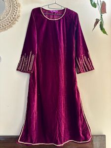 Velvet Embroidered Suit set with pant &amp; dupatta