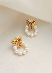 Chic Pearl & Gold Beaded Hoop Earrings