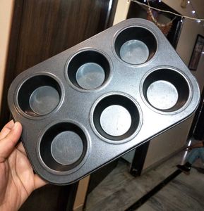 Muffin Tray - Bake Delicious Treats!