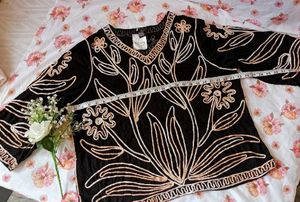 Vintage Floral Embroidered Blouse