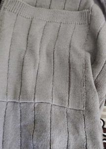 90% Off Sale Forever 21 Men's Knit Sweater