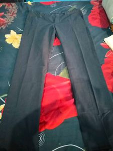Classic black pant