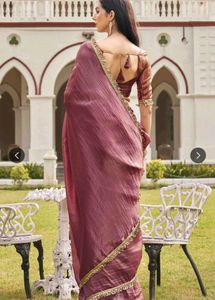 Elegant Pink Silk Blend Saree