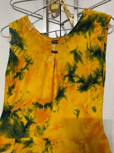 Vibrant Tie-Dye Maxi Dress