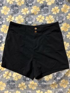 Chic Black High-Waisted Shorts