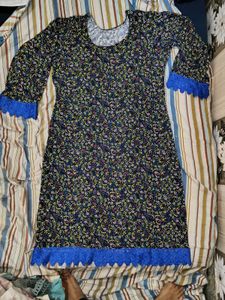 Floral Print kurta like dress with Lace Trim