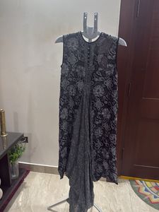 Elegant Sleeveless Printed Ethnic Gown