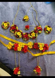 Floral Jewellery Set