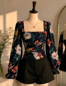 Chic Floral Print top