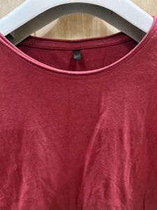 Unisex Maroon Round Neck T-Shirt
