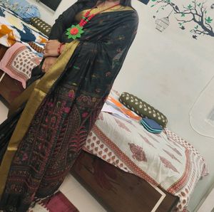 Mandala Art Thread Embroidery Saree