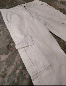 Zara women's cargo off white
