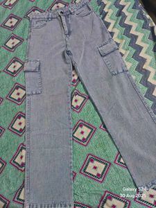 Cargo Jeans