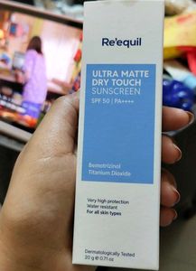 Re'equil Ultra matte dry touch sunscreen