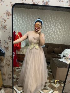 Tulle Gown with Gold Embellishment🎀