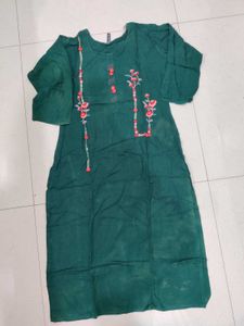 Green Embroidered Kurta