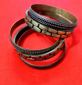 Vintage Style Brass look Bangle Set💫