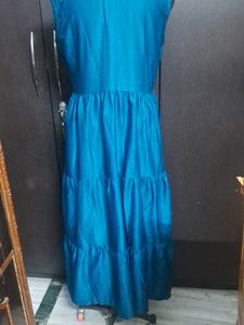 New dress Teal Tiered  50 inche