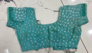Beautiful Teal Embroidered saare with blouse