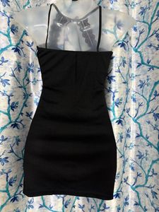 Chic Black Lace Trim Halter Dress
