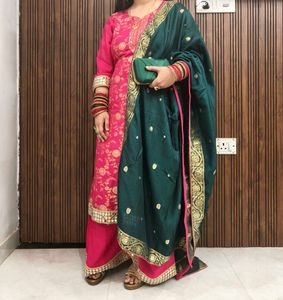 Pink &amp; Gold Embroidered Kurta Set