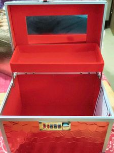 Red Textured Makeup Box
