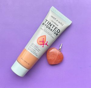 Wet N Wild Tinted Hydrator- Medium Tan