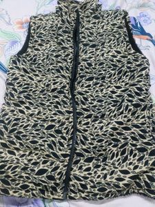 Leaf Patterned Padded Jacket