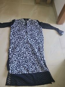 Stylish Printed Kurta with Lace Sleeves
