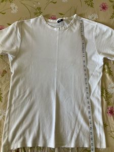 H&amp;M White Basic T-Shirt