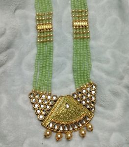 🆕Beautiful kundanjewelry+beads jewelry.    jewelry, necklace, beads, choker, handmade, jaipurjewelry, kundanjewelry, chokerset, earrings, women, beauty, forever21,