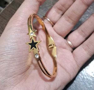 Gold Star &amp; Crystal Bangle Bracelet