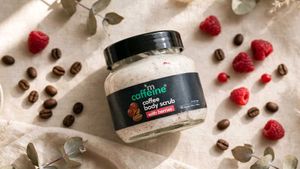 mCaffeine Coffee Body Scrub with Berries