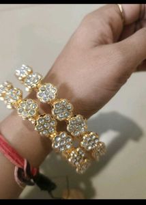 Sparkling Gold Bangle Set
