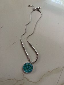 Sparkling Blue Pendant Necklace