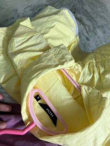 Nuon Chic Pastel Yellow Cropped Shirt
